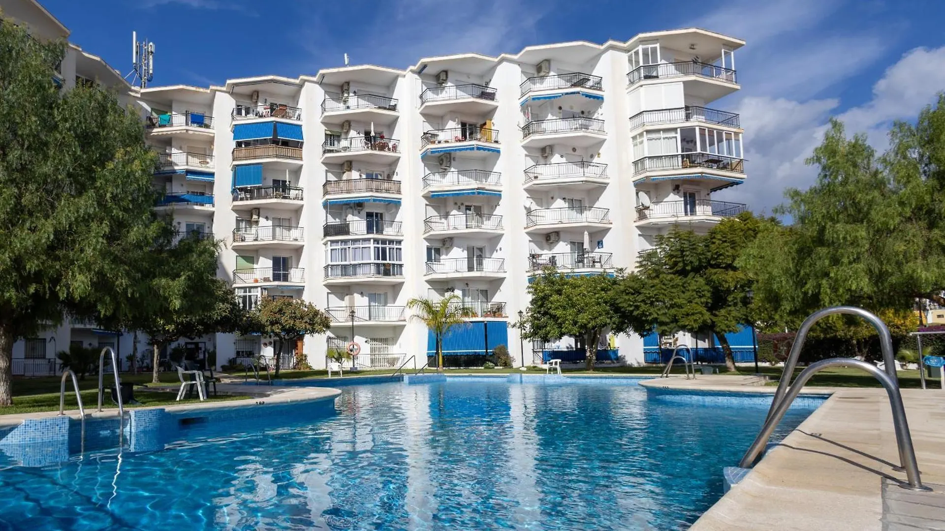 Apartment Apartamento Nerja - Urbanizacion Almijara